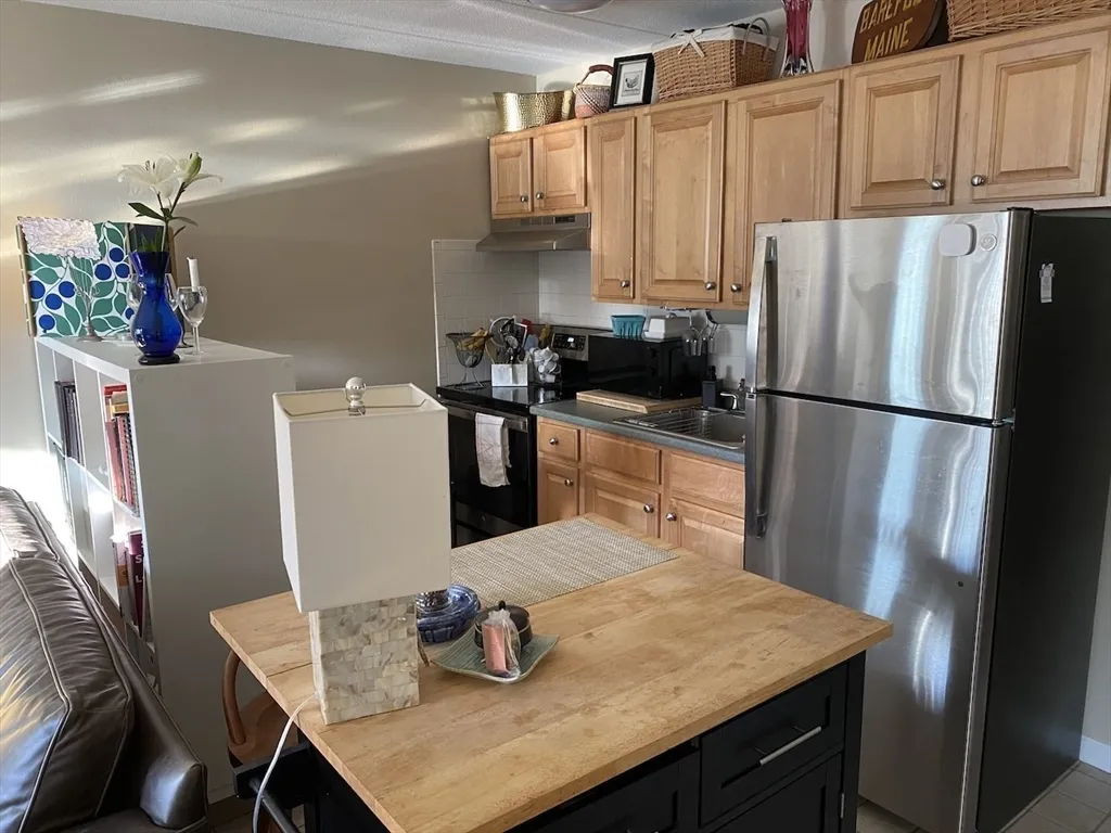 60 Pleasant St, Arlington