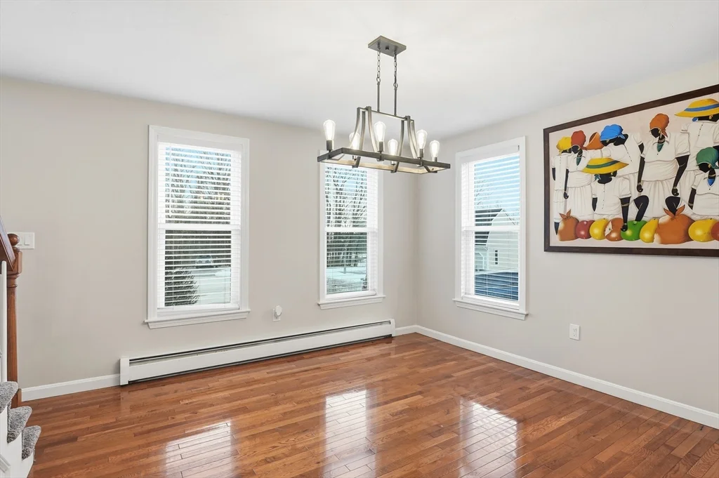 42 Catalpa Cir, Worcester