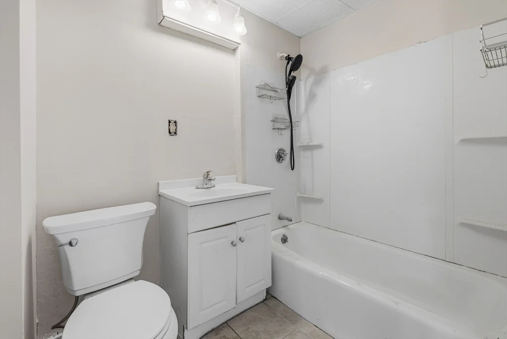28 Prospect St, Brockton