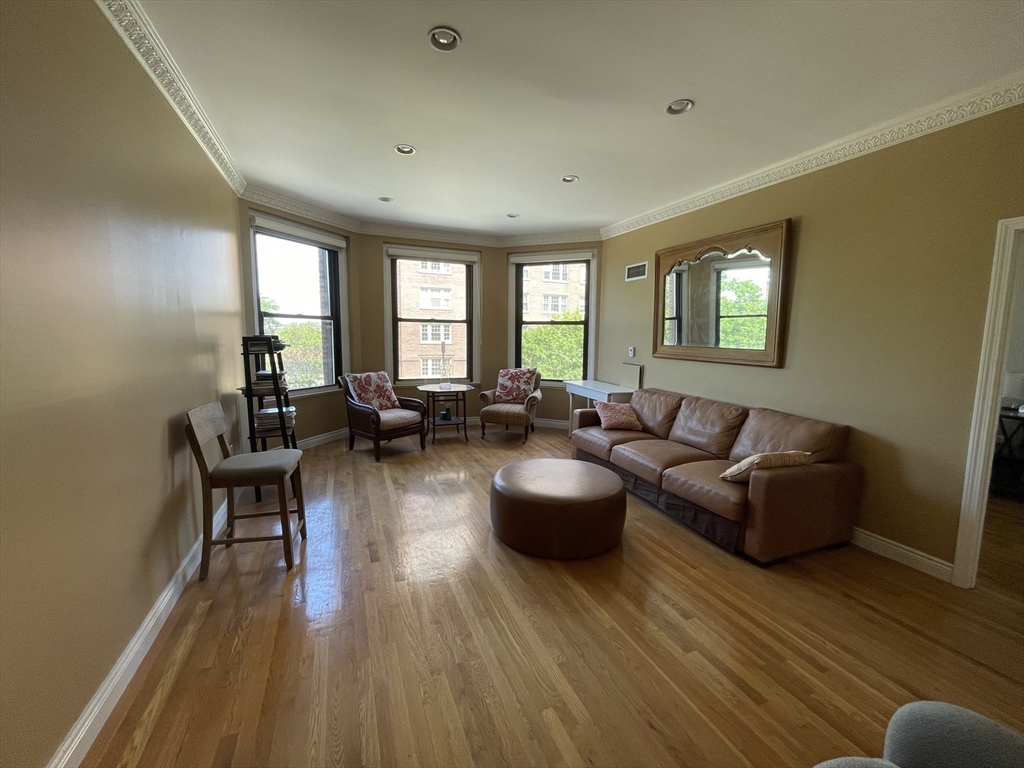 4 Charlesgate East, Back Bay