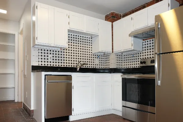 162 Broadway, East Somerville