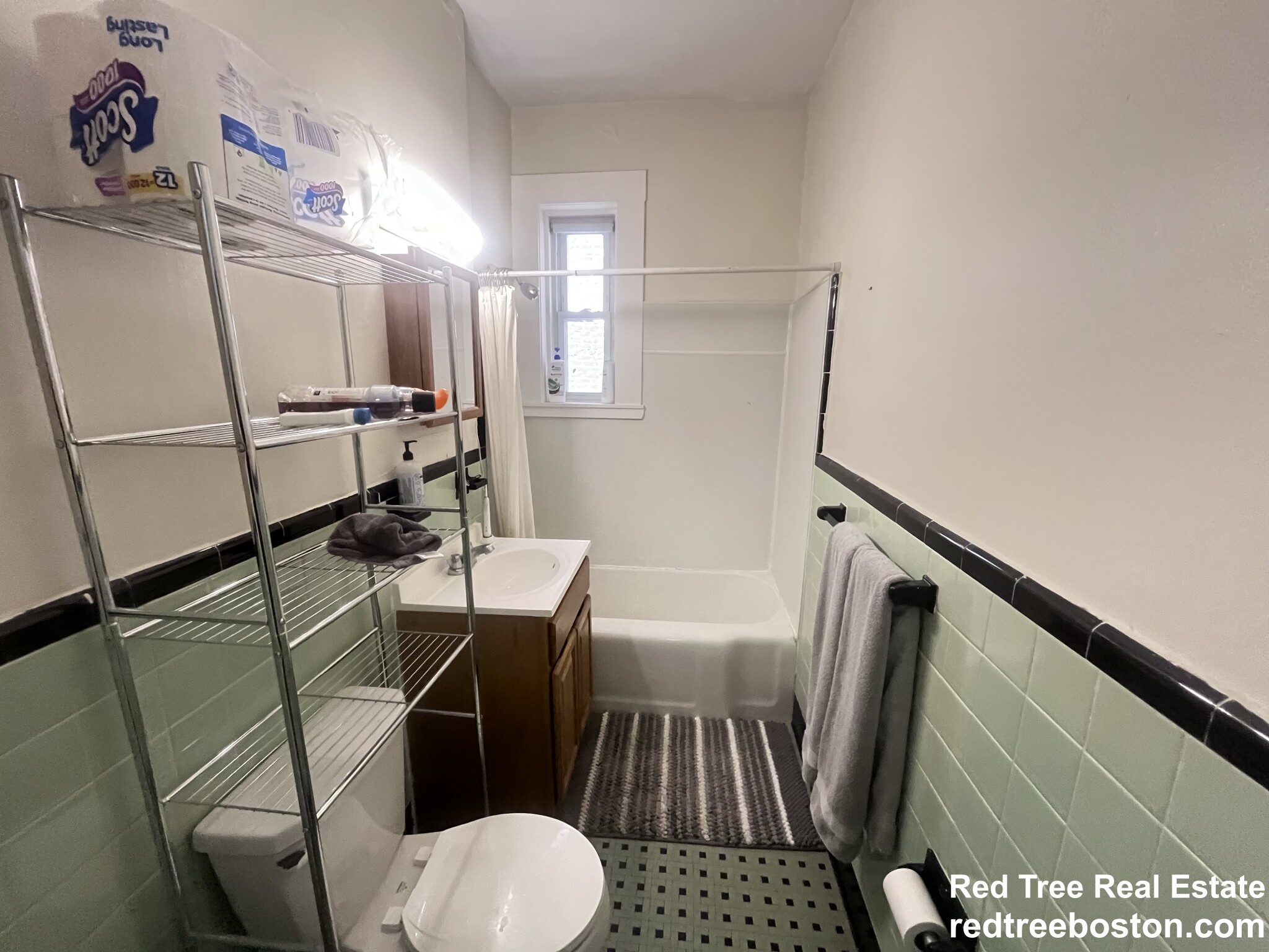 1589 Beacon St, Brookline