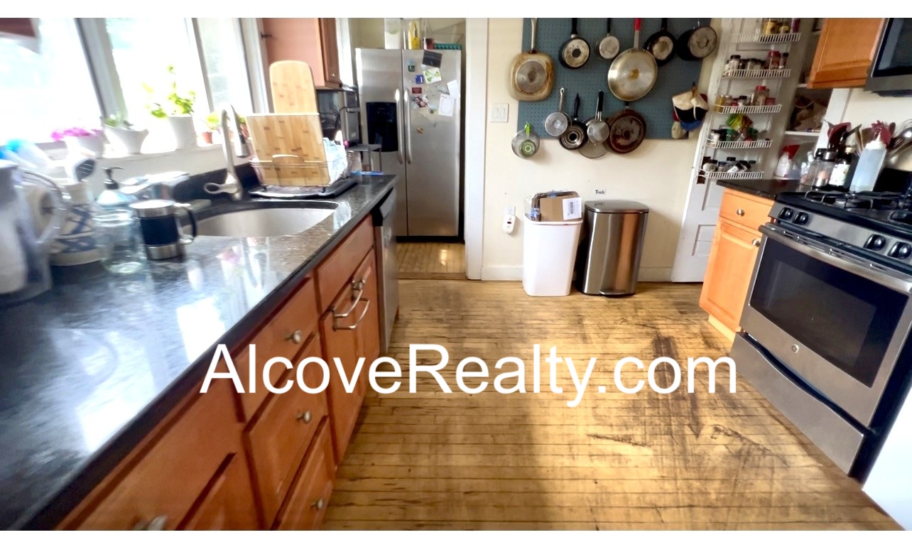 190 North St, West Somerville