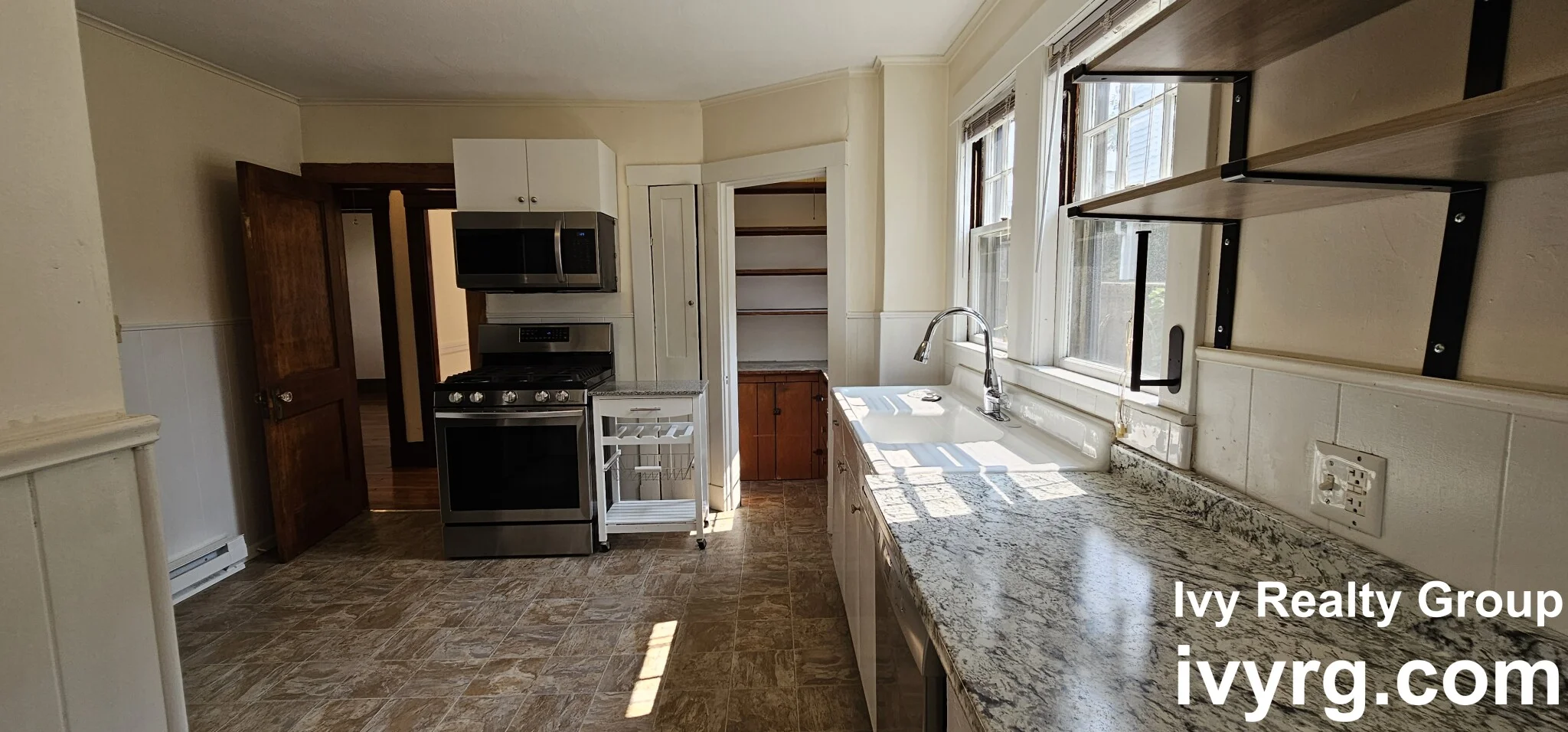 28 Rawson Rd, Arlington