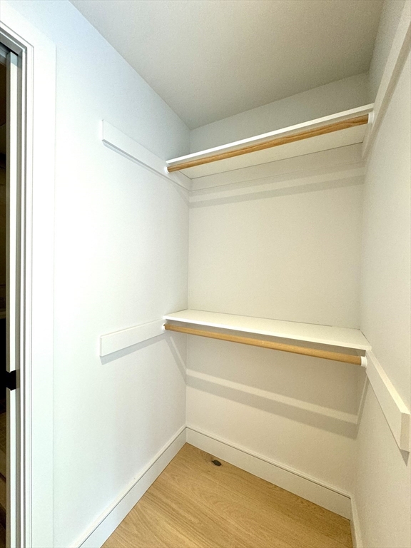 1 Nevins Hill Way, Brighton