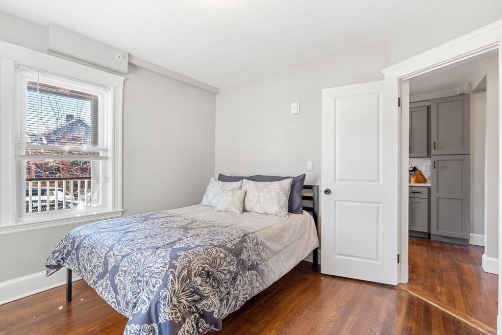 10 Centre Ave, Dorchester