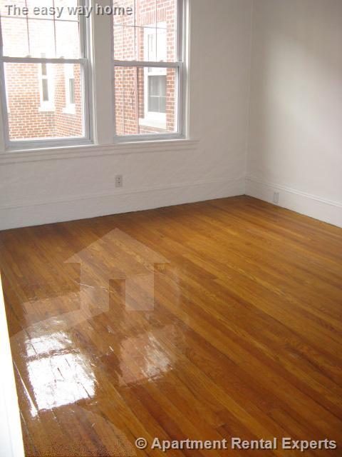 155 Summer St, Spring Hill