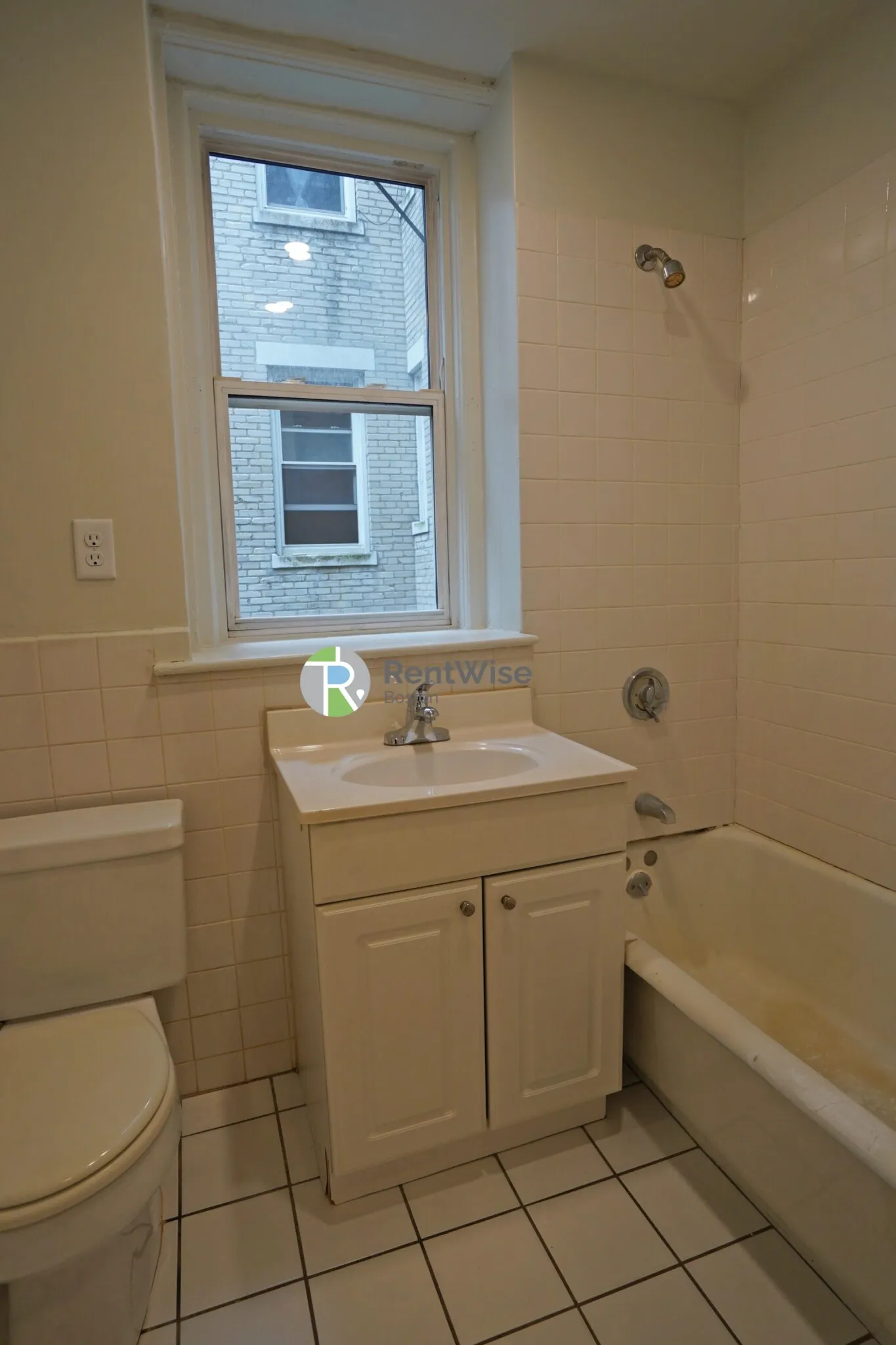 1844 Commonwealth Ave, Brighton