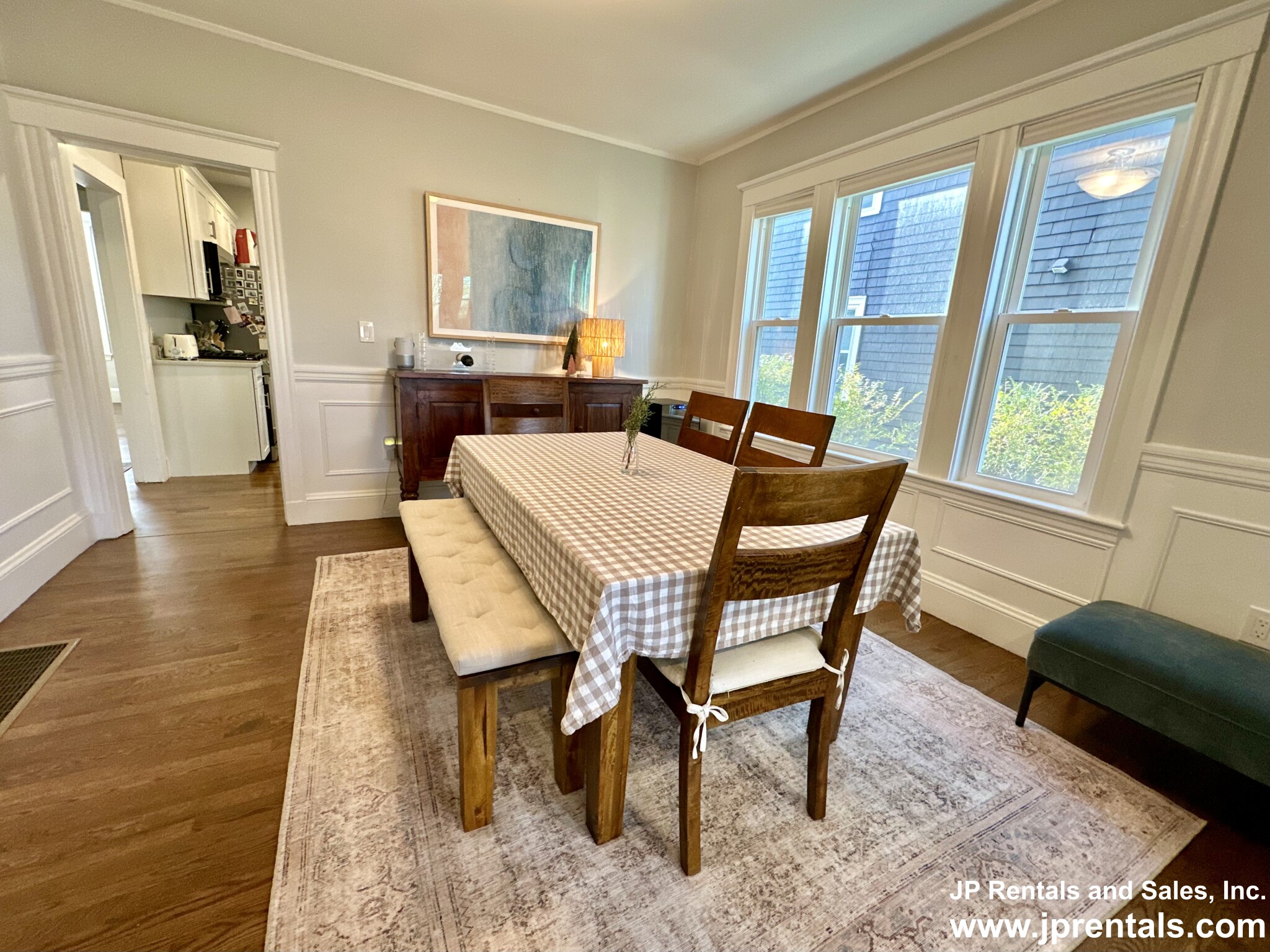 38 Robeson St, Jamaica Plain