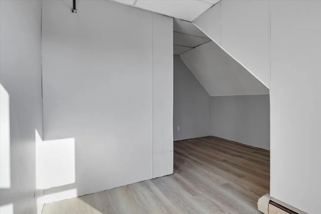 38 Sheffield Rd, Roslindale