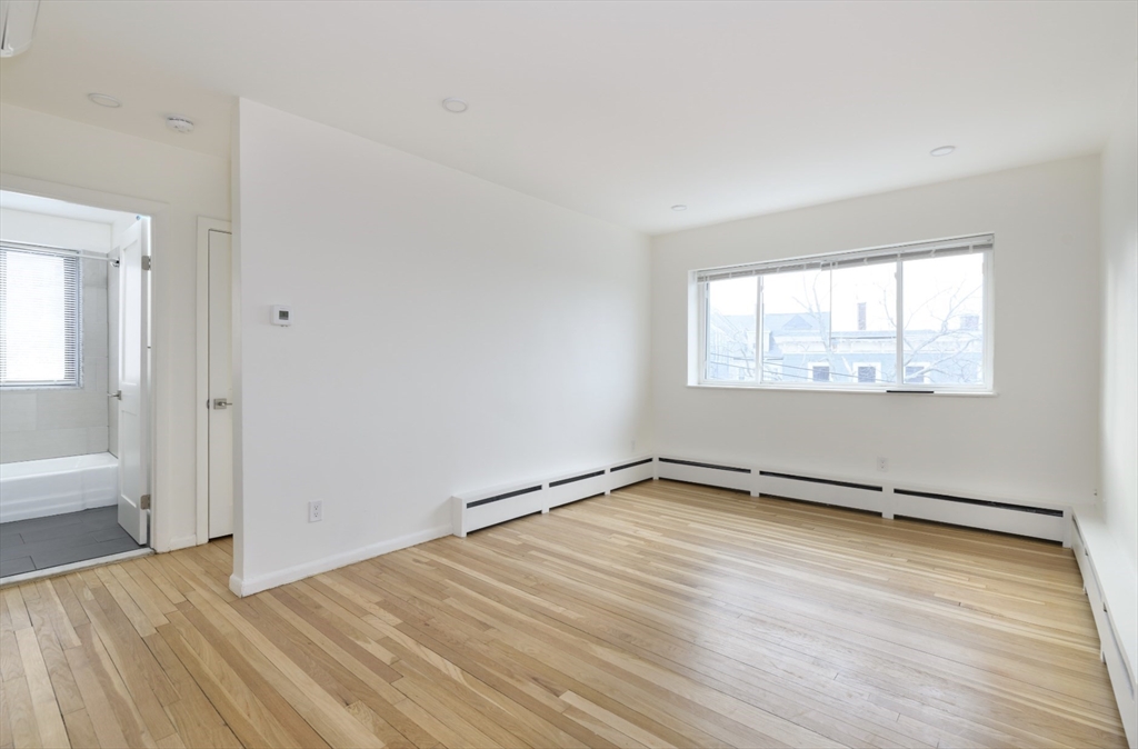 40 Parker Hill Ave, Mission Hill