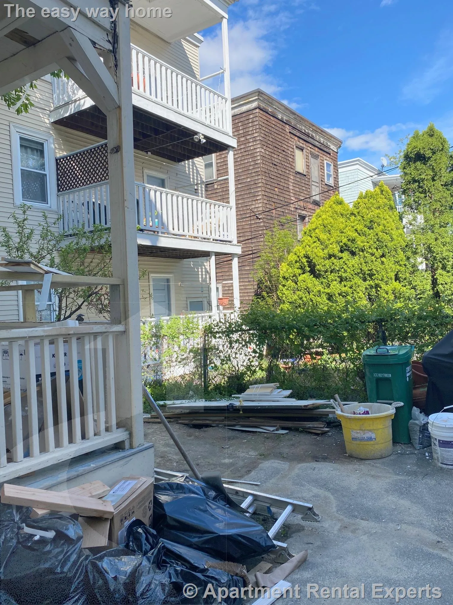 32 Putnam Ave, Riverside