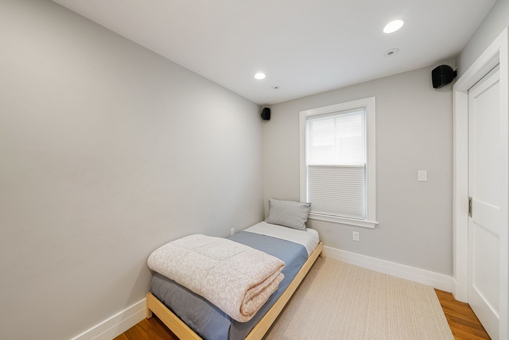 14 Hubbard Ave, Cambridge