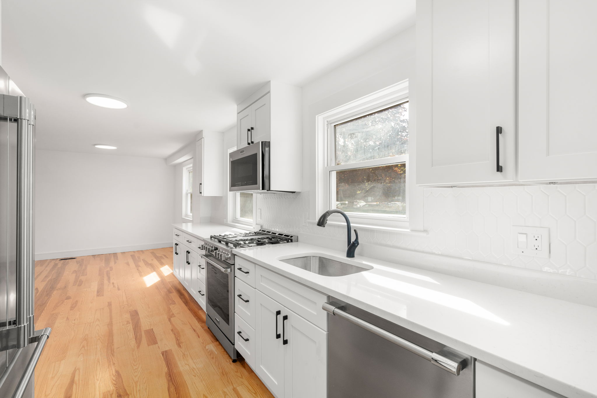 29 Beaconwood Rd, Newton Highlands