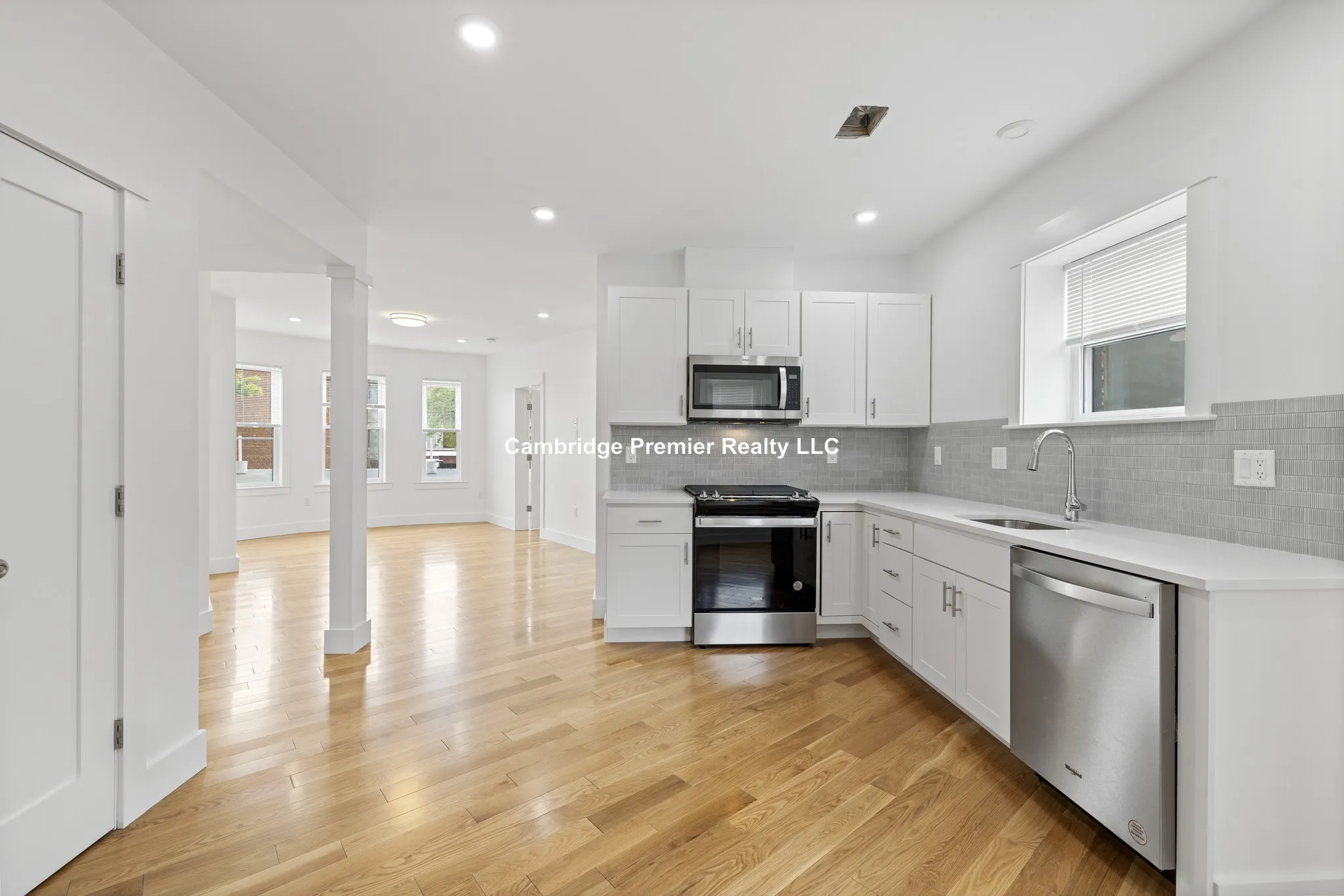 406 Columbia St, Wellington-Harrington