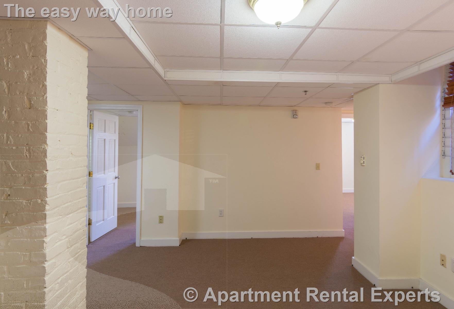 1616 Massachusetts Ave, Harvard Square