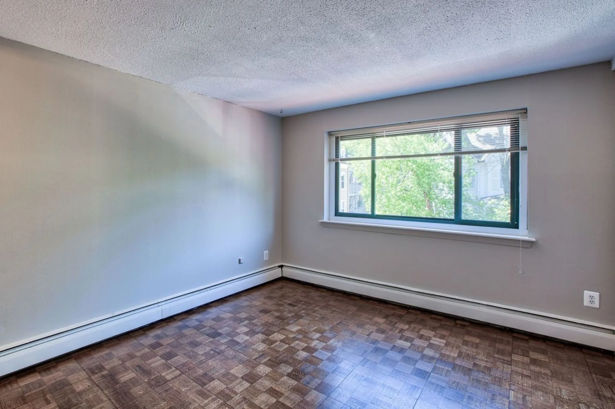 375 Harvard St, Mid-Cambridge