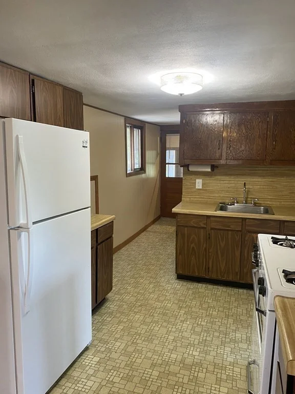 21 Plainfield Ave, Shrewsbury