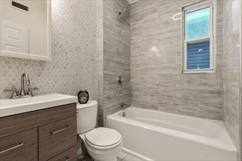 3417 Washington St, Jamaica Plain