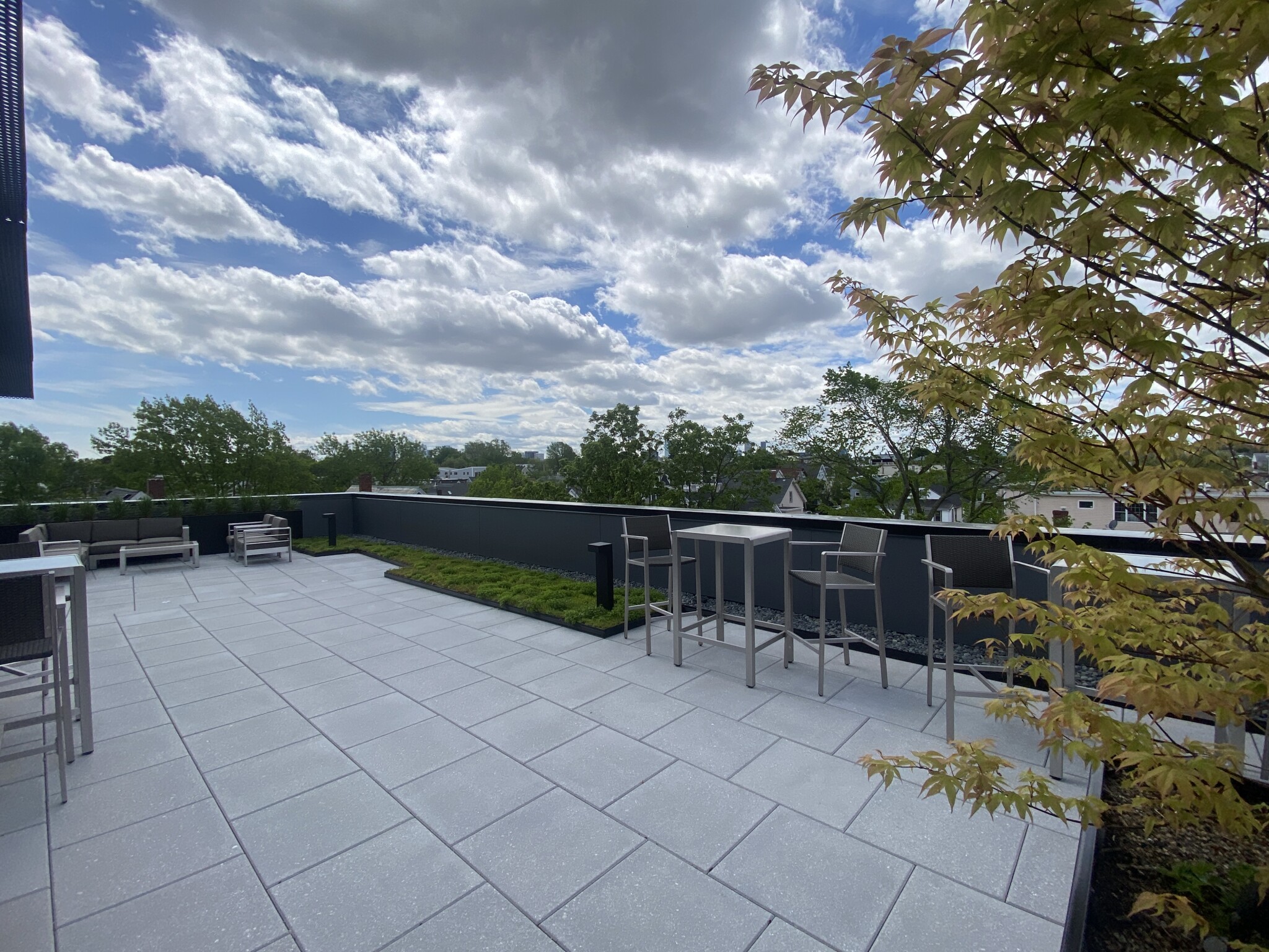 154 Broadway, East Somerville