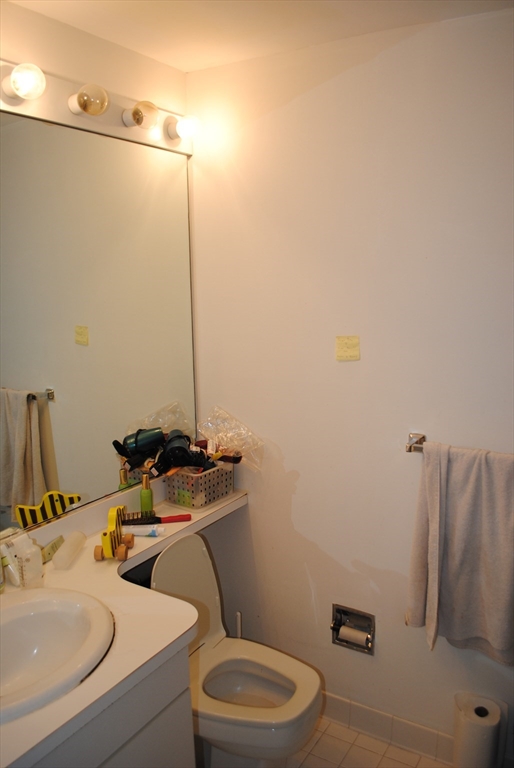 31 Henry St, Cambridgeport