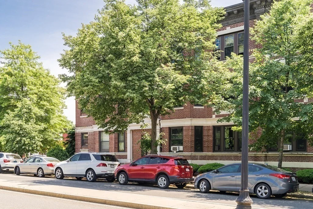 1706 Commonwealth Ave, Brighton