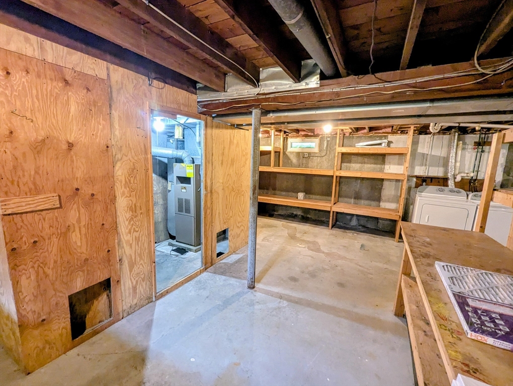 1 Conlyn Ave, Franklin