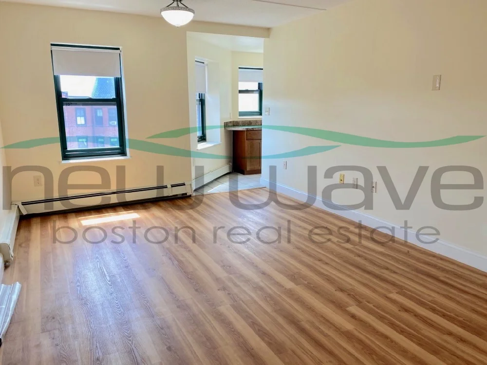 400 Massachusetts Ave, South End