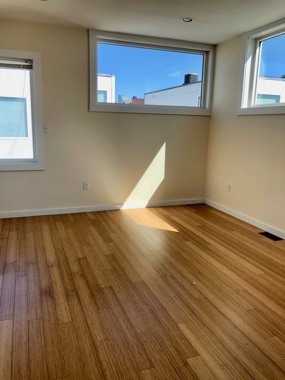 115 Charles St, Kendall Square