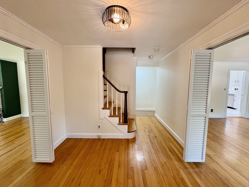 379 Newton St, Chestnut Hill