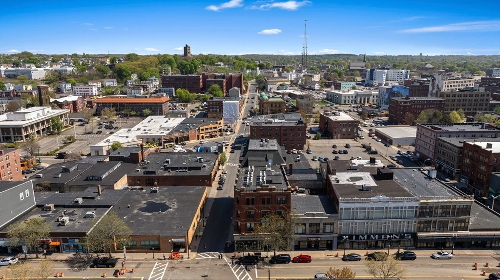 64 Market, Lynn