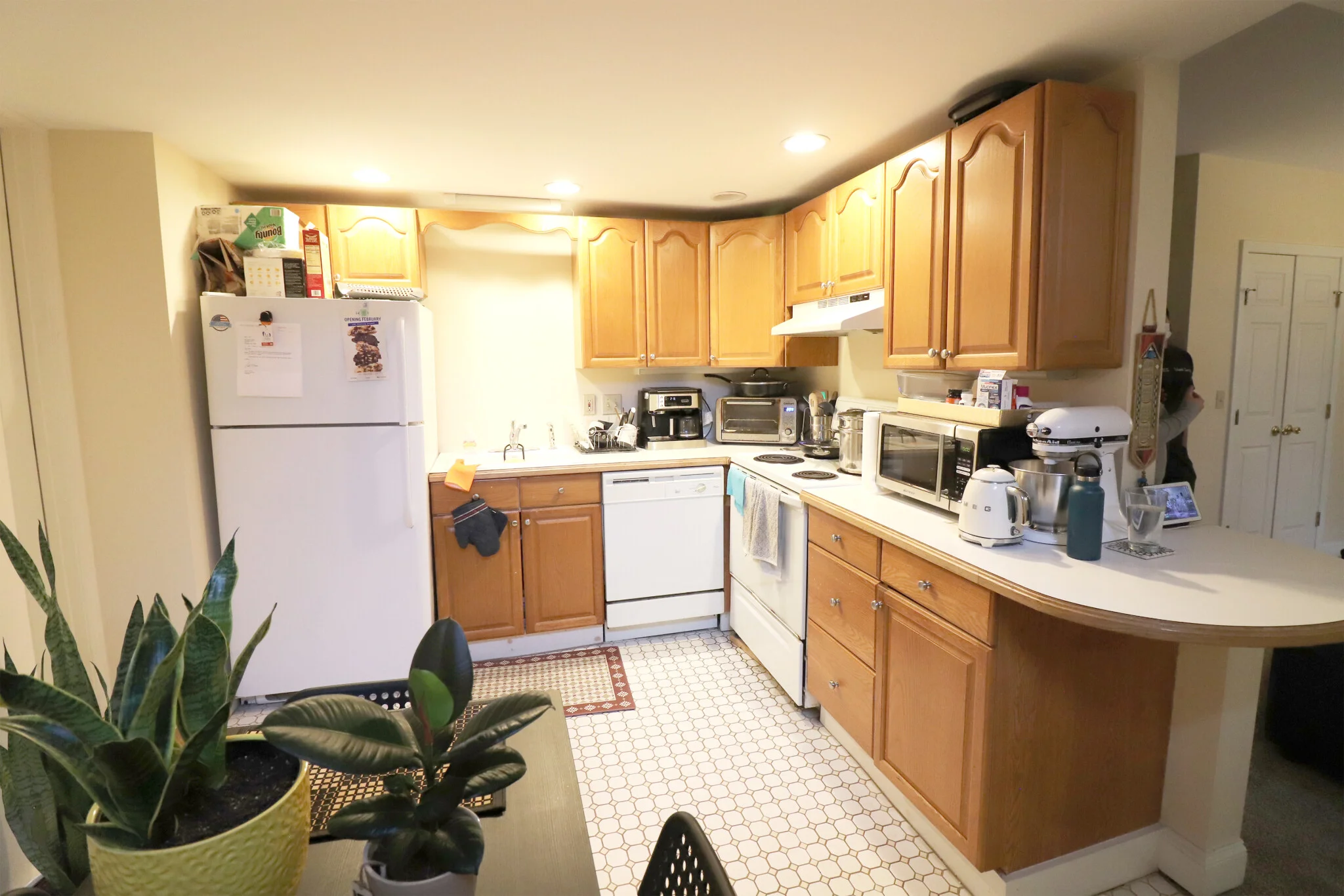 1090 Beacon St, Brookline