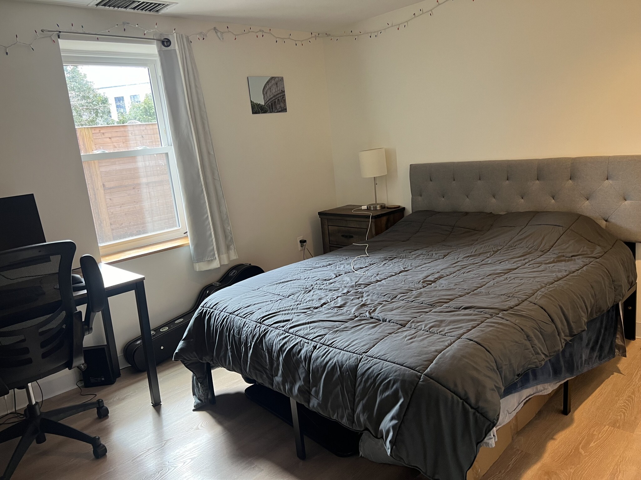 90 Gainsborough St, Fenway