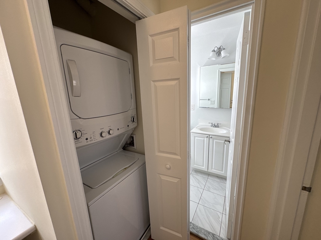 531 Vfw Pkwa, Chestnut Hill