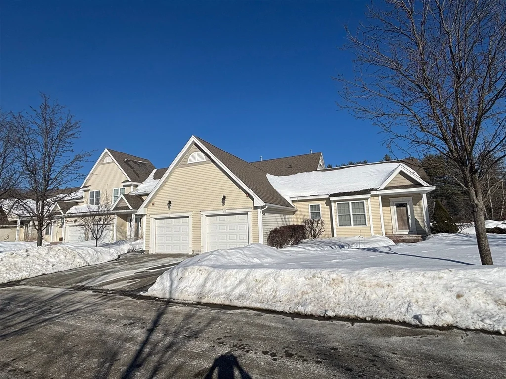 501 Autumn Ridge Dr, Ayer