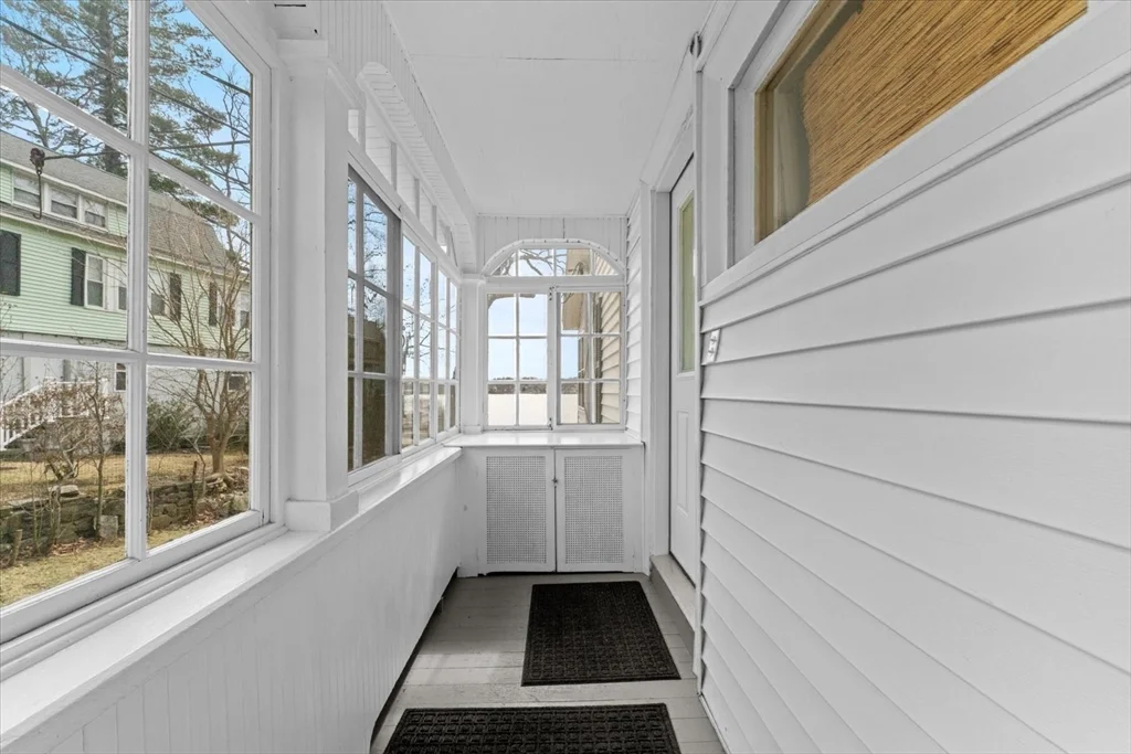 6 Davis Way, Worcester