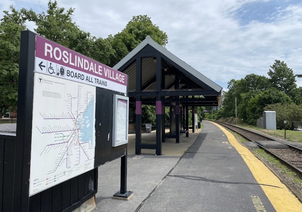 34 Bradfield Ave, Roslindale