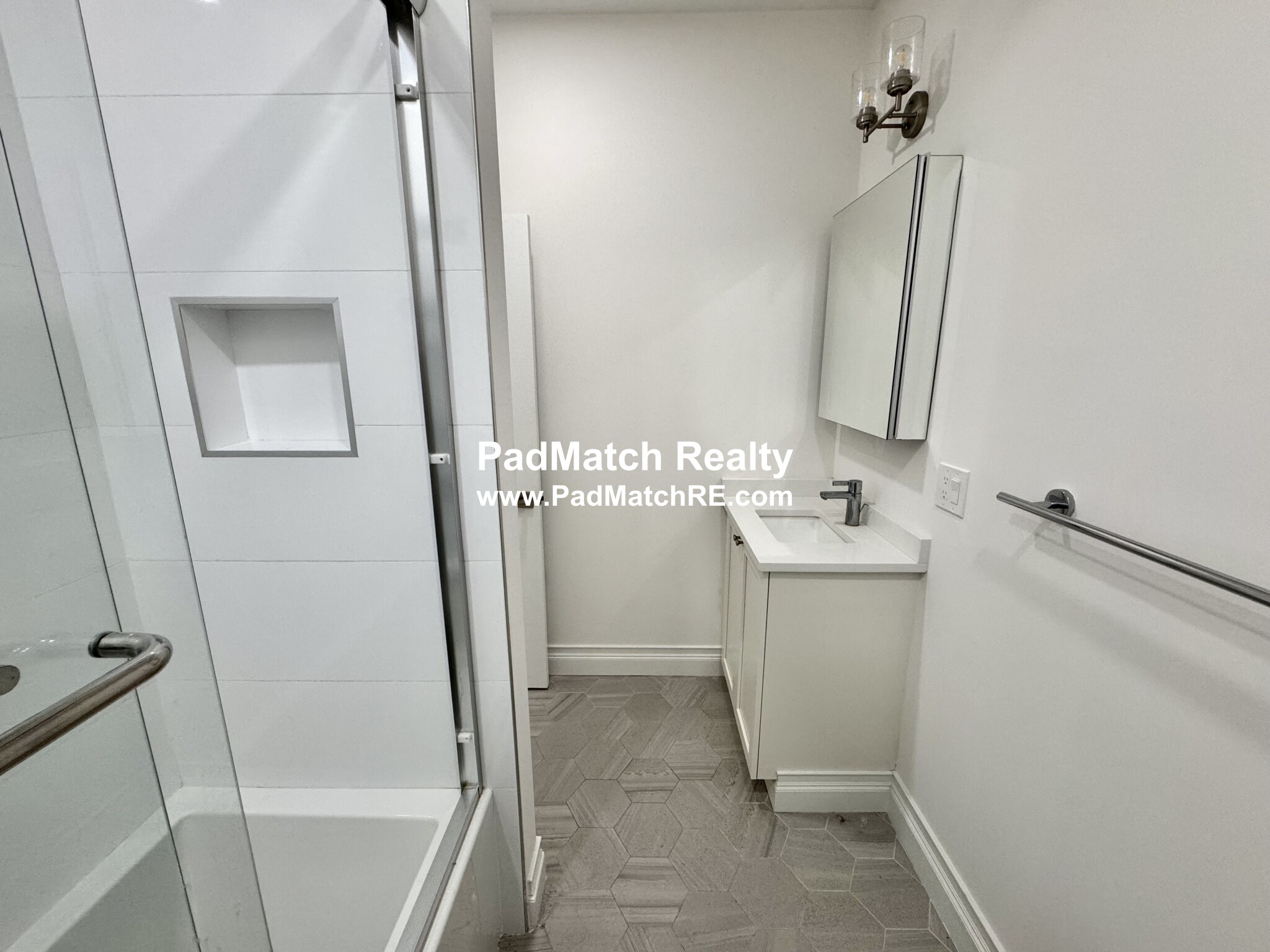 14 Mount Hood Rd, Brighton