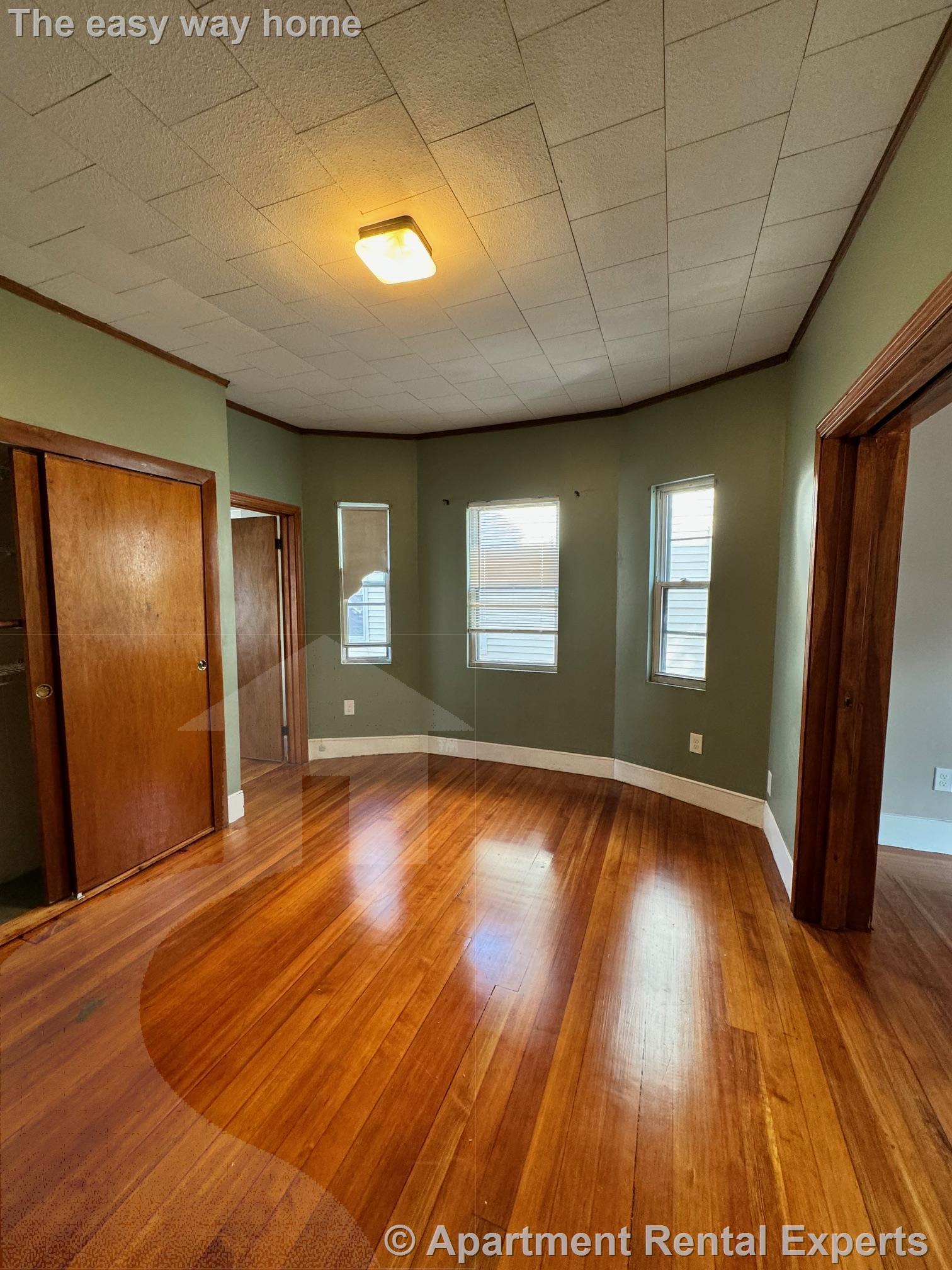 241 Highland Ave, Davis Square