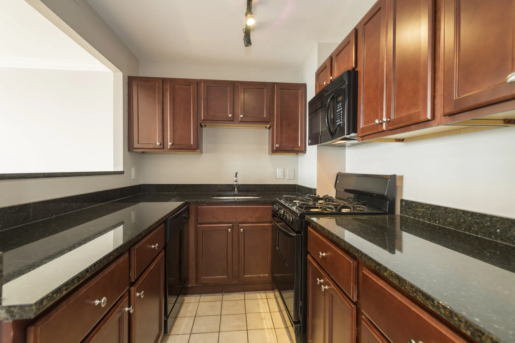 1410 Columbia Rd, South Boston