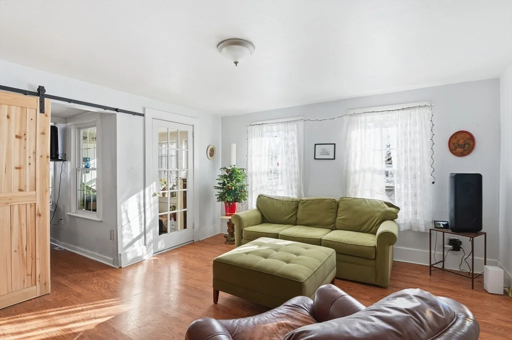 10 Franklin St, West Medway