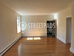 17 Fairbanks St, Griggs Park