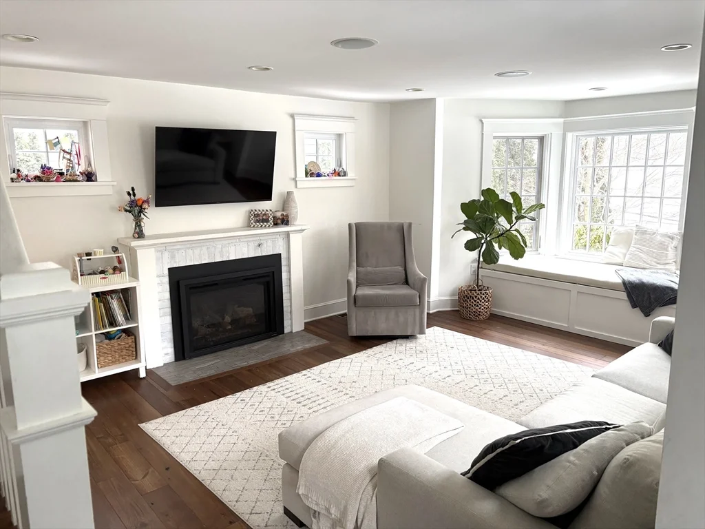 91 Eliot St, Chestnut Hill