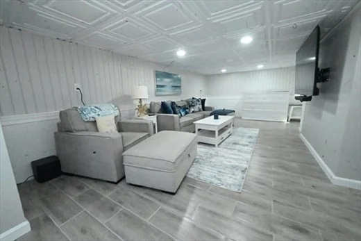 201 Samoset Av Winter Rntl, Hull