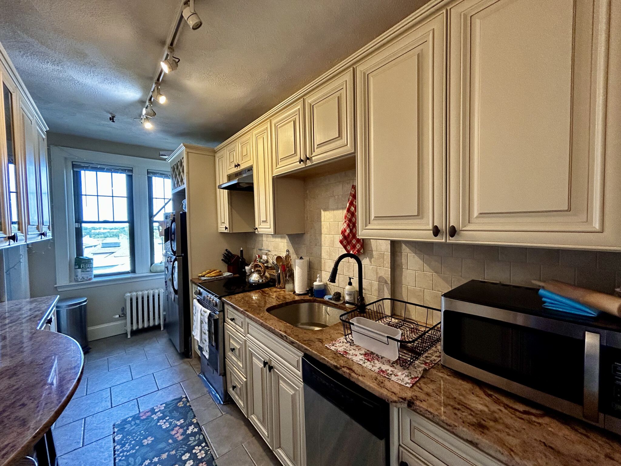 247 Chestnut Hill Ave, Brighton