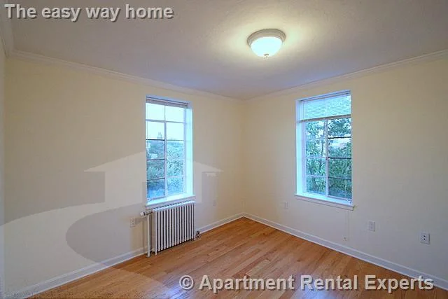 60 Brattle St, Harvard Square