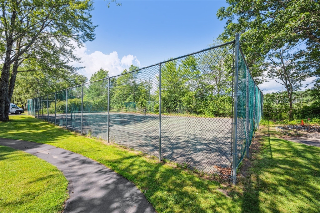 330 Sterling St, West Boylston