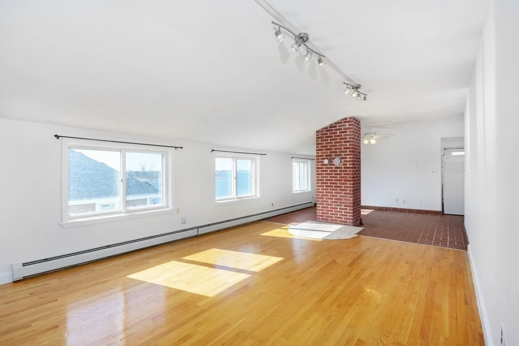 789 Shirley St, Winthrop