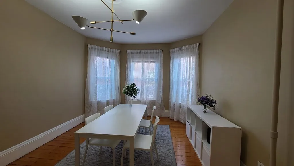 49 Temple St, Winter Hill