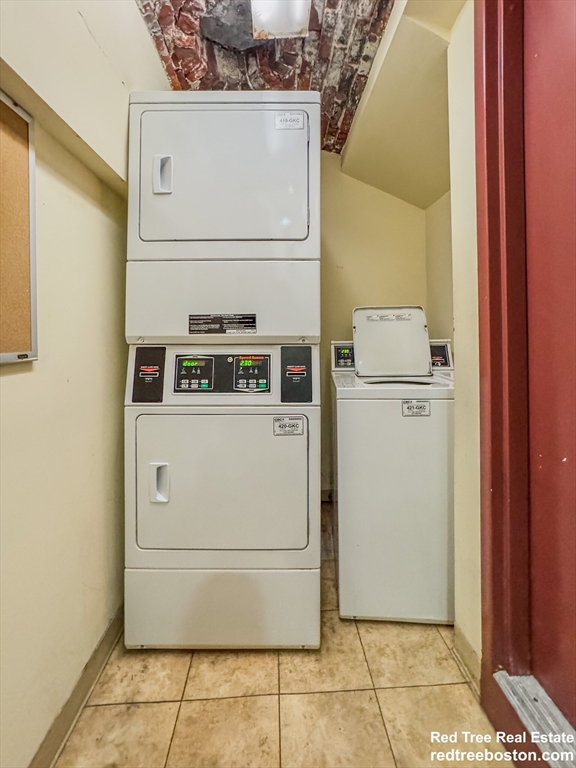 195 Commonwealth Ave, Boston